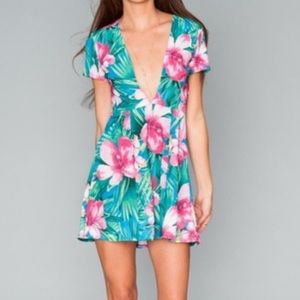 Show me Your MuMu ibiza dress lady luau S